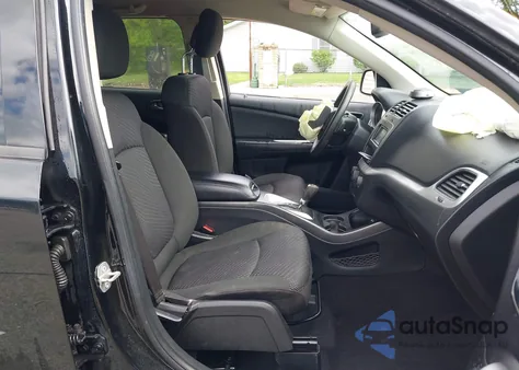 2019 Dodge Journey Se z USA, uszkodzony, nr VIN 3C4PDCBBXKT874106